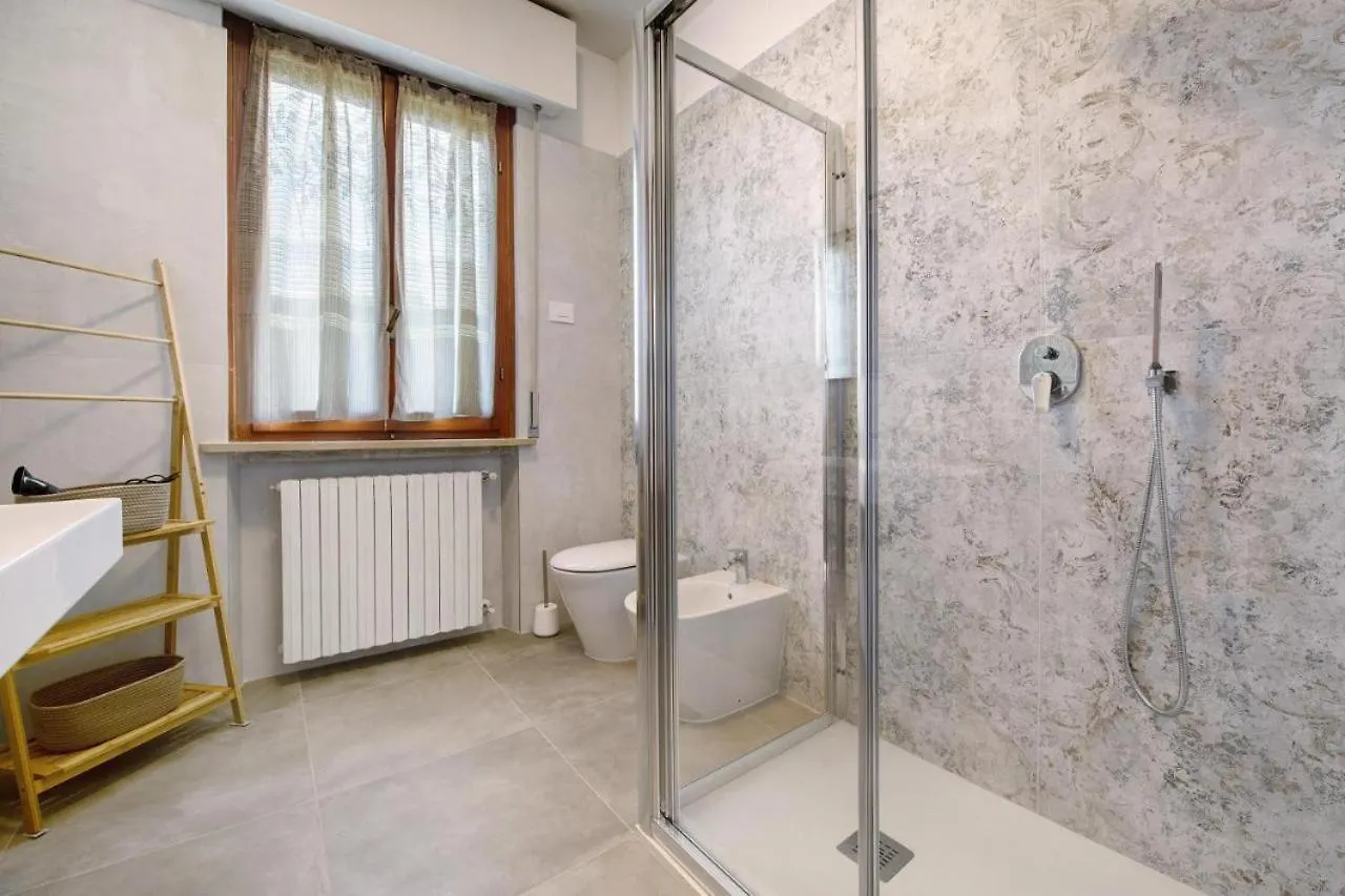 Apartment Achilla 2 Appartamenti Torri Del Benaco Italy
