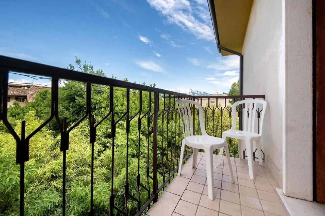 Apartment Achilla 2 Appartamenti Torri Del Benaco